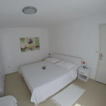 By The Sea - 13272 Apartamento