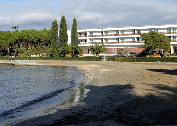 By The Sea - 13272 Apartman